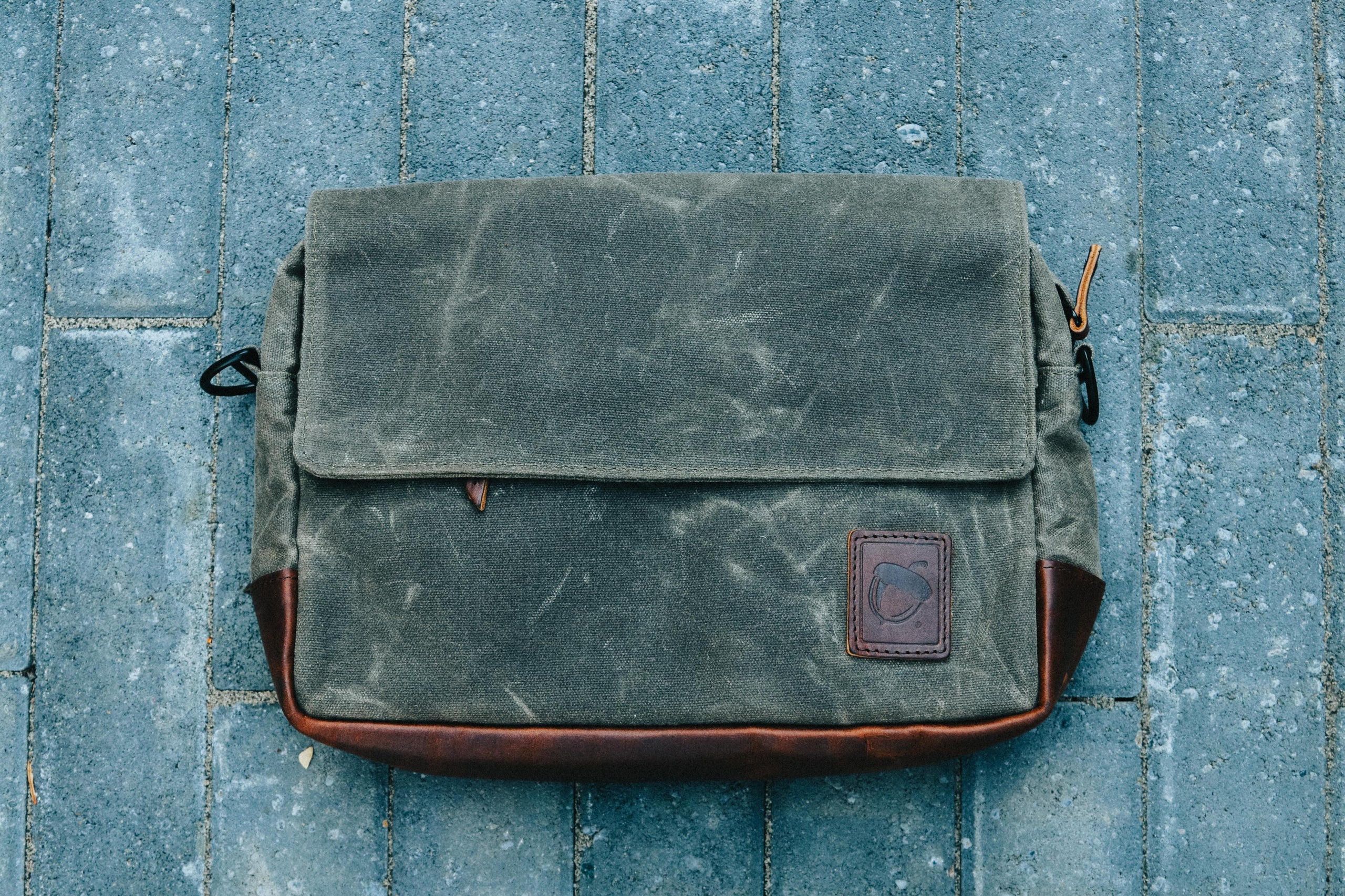 MagSatch 11 Satchel for Men